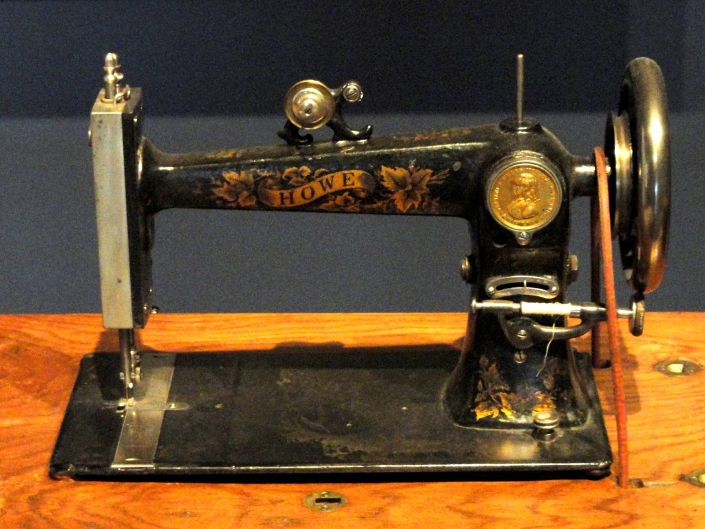 Howe_sewing_machine_-_Indiana_State_Museum_-_DSC00430