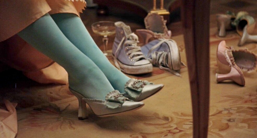 scena dal film "Marie Antoinette" di Sofia Coppola