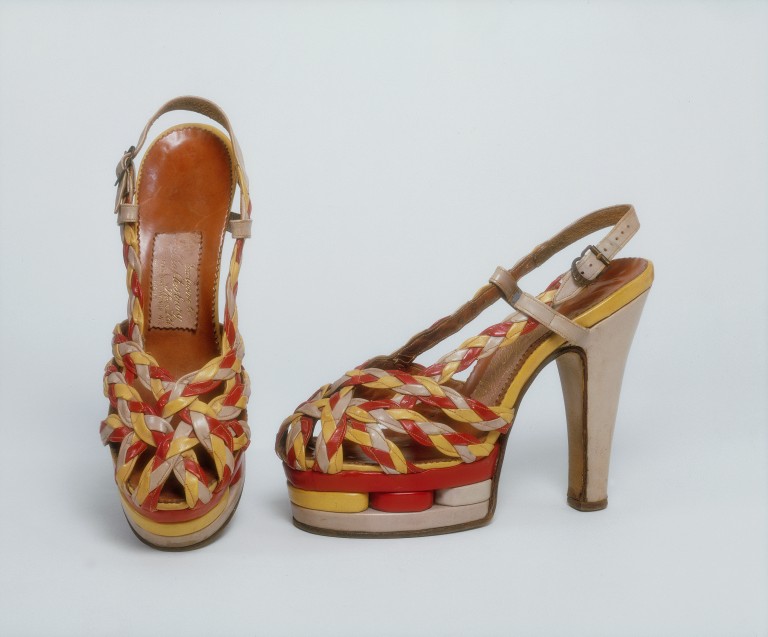 Shaftesbury shoes 1940