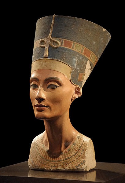 Nefertiti,1330 a. C. Tebe, Egitto