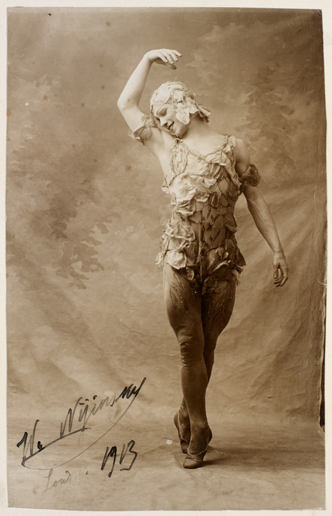 Signed photograph of Vaslav Nijinsky in Le Spectre de la Rose by Bert, 1913