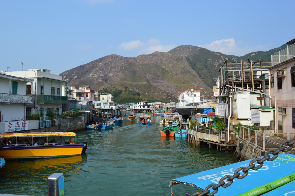 Isola di Lantau - L'isola dei pescatori che vivono nelle palafitte